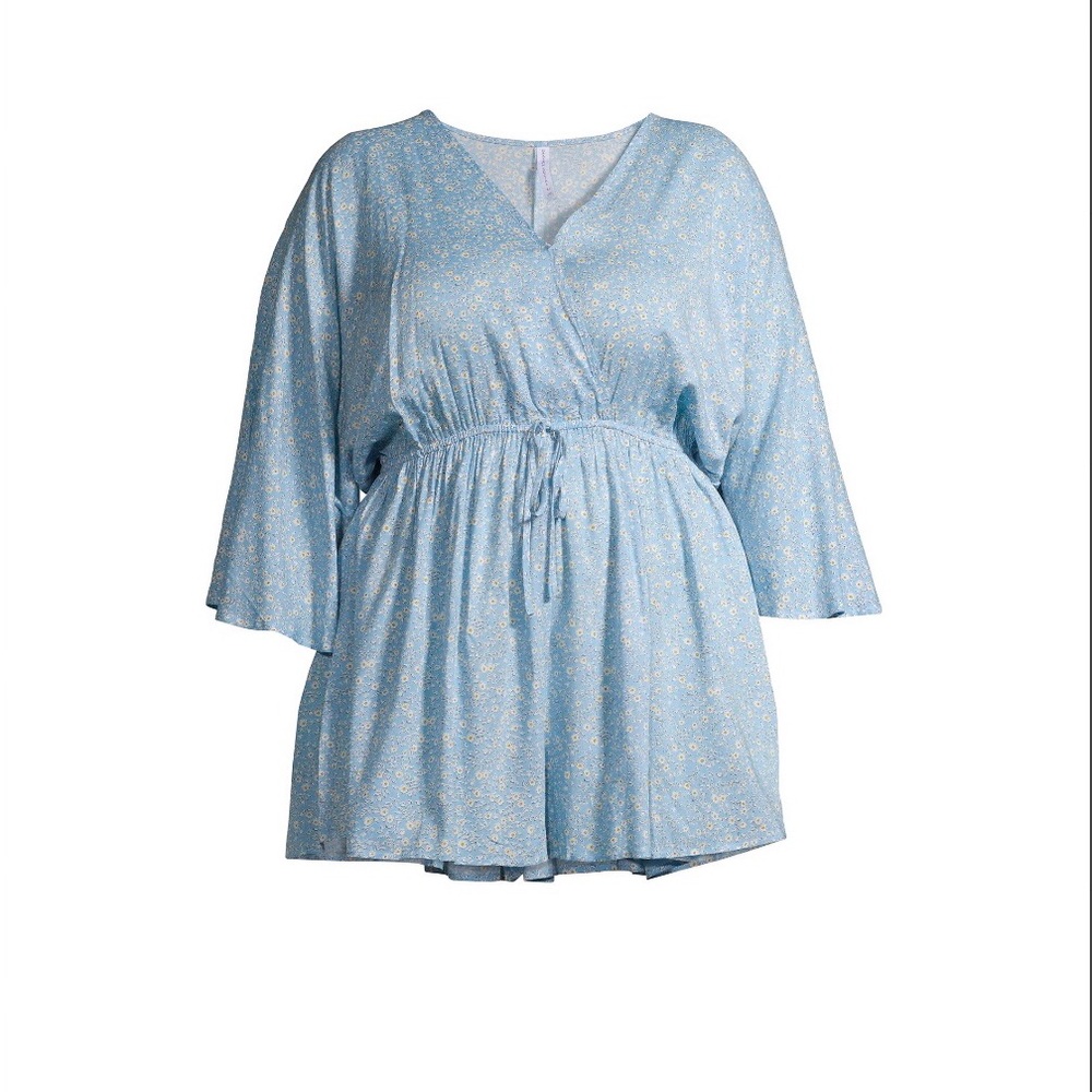 🩵 Plus Size Floral Romper (3x)